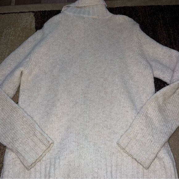 Ll bean sweater size L - Picture 4 of 6
